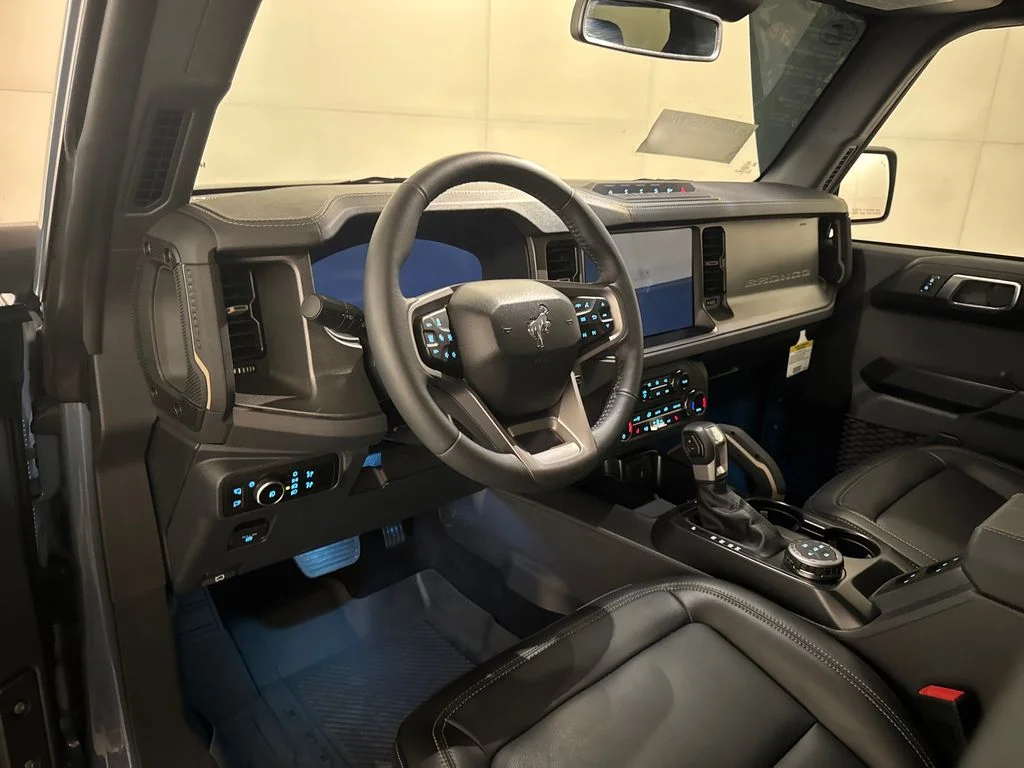 Certified Used 2025 Gray Ford Badlands image 5