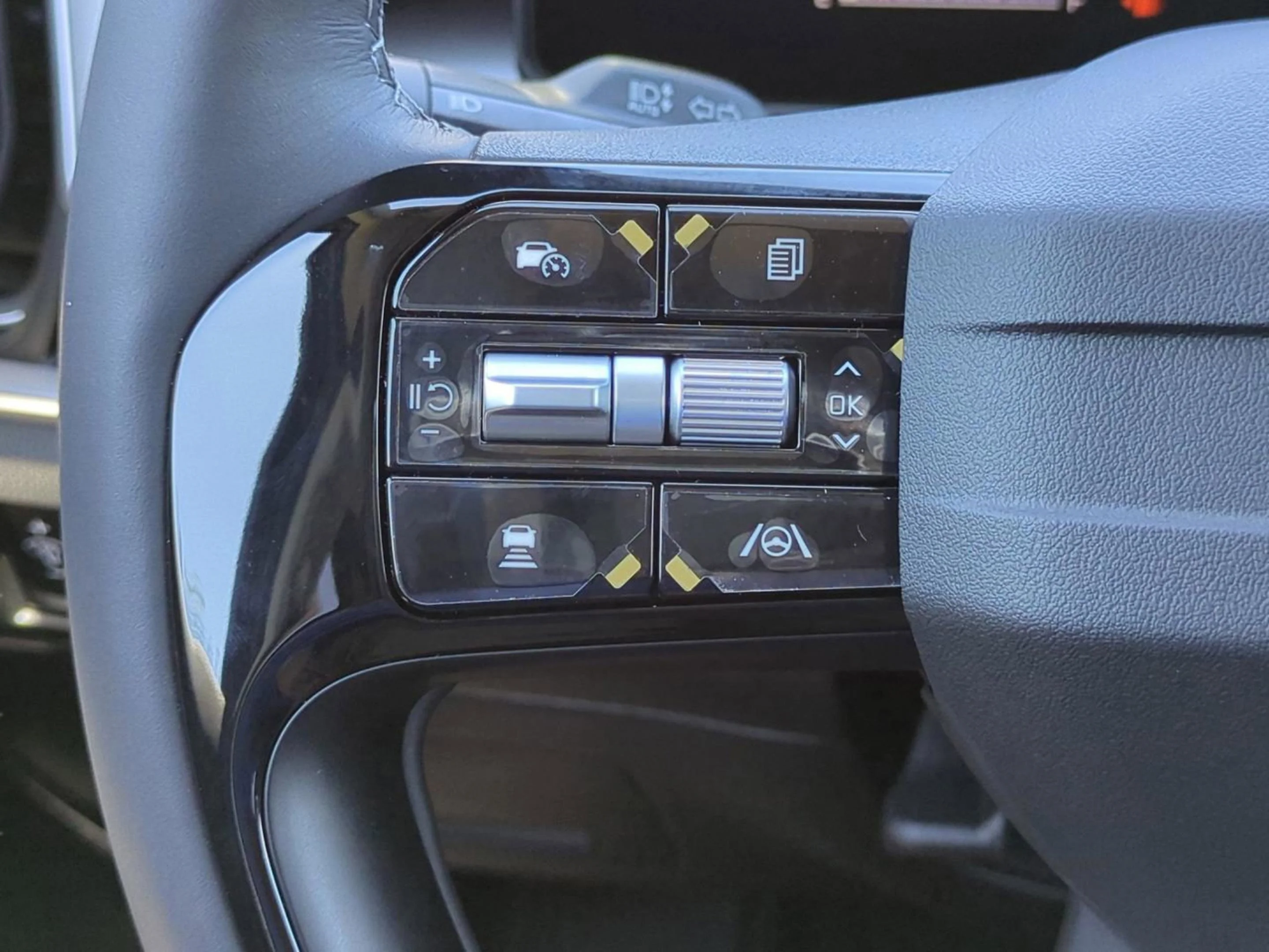 New 2026 Ivory Silver Kia LX image 39