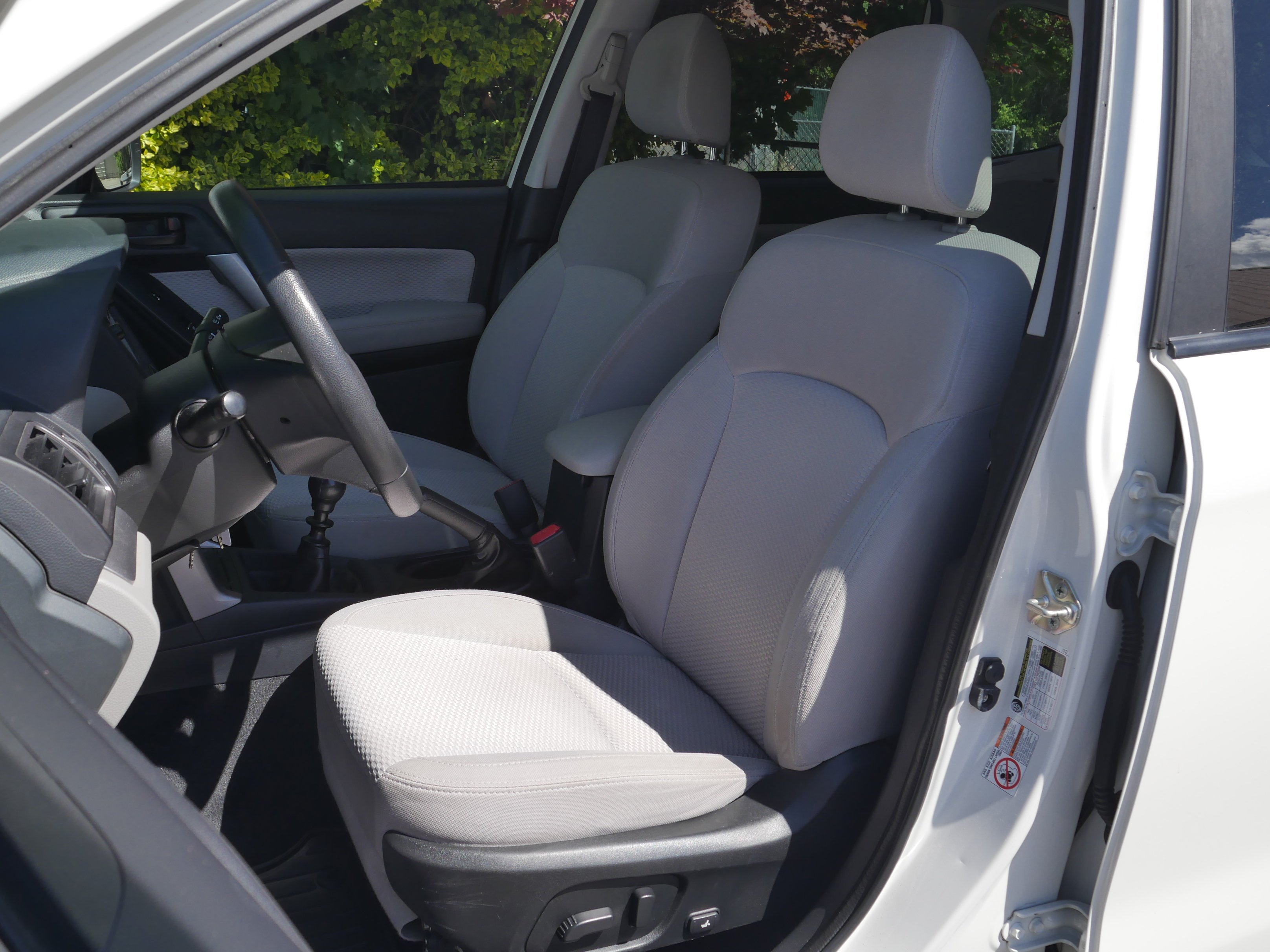 Used 2017 Crystal White Pearl Subaru Premium image 33