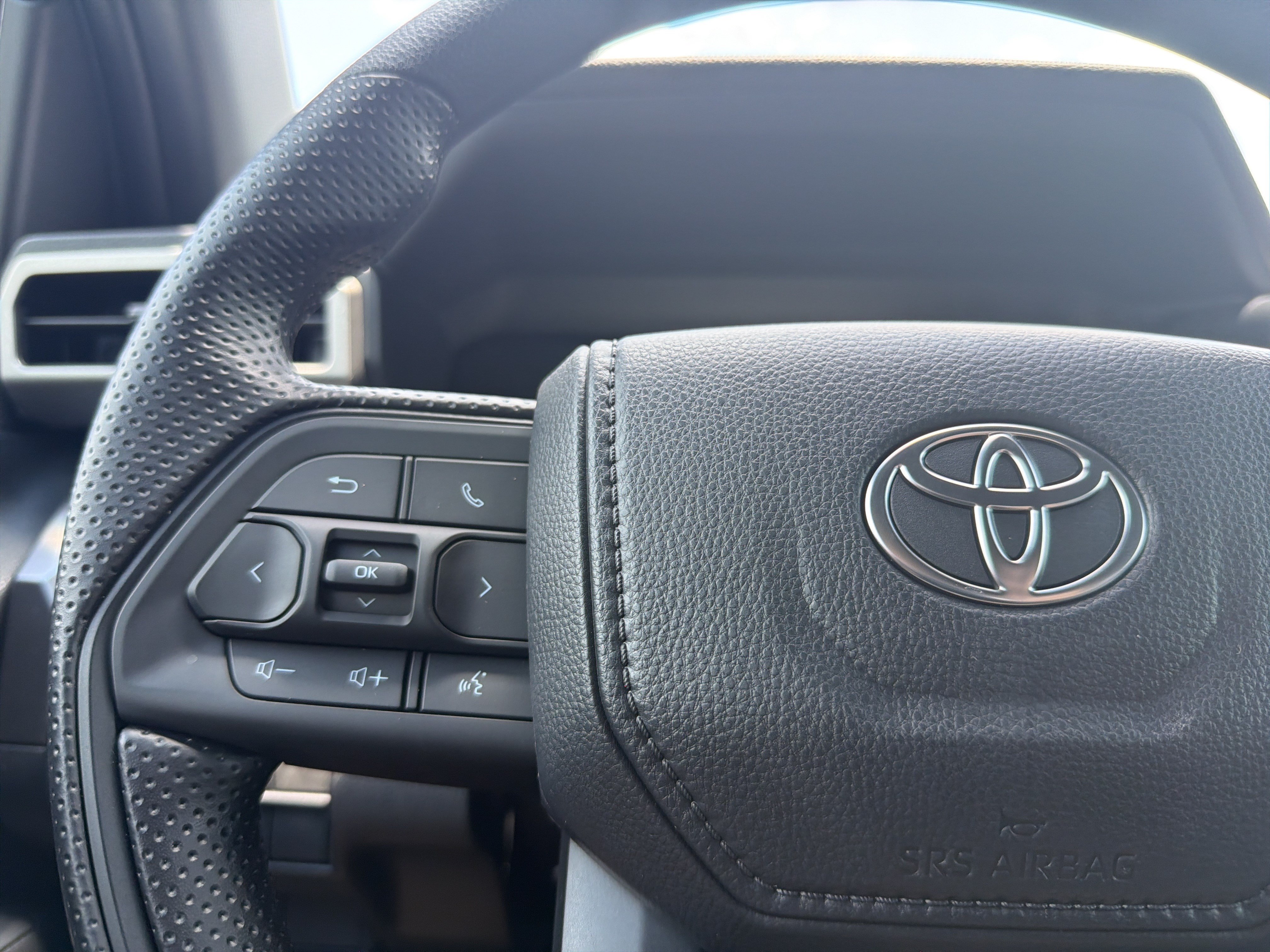 New 2026 Ice Cap Toyota SR5 image 27