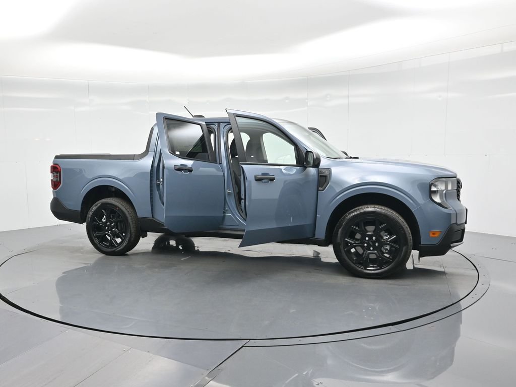 New 2025 Azure Gray Metallic Tri-Coat Ford XLT image 30