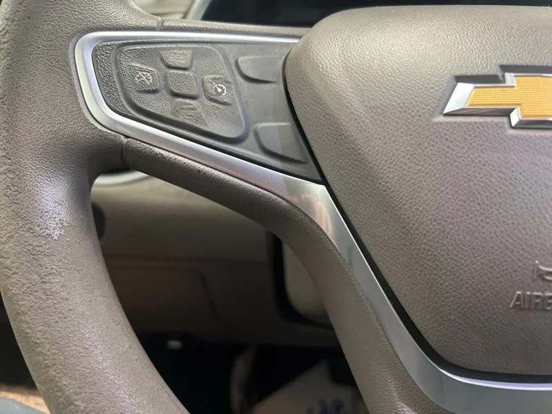 Used 2018 White Chevrolet LS image 21