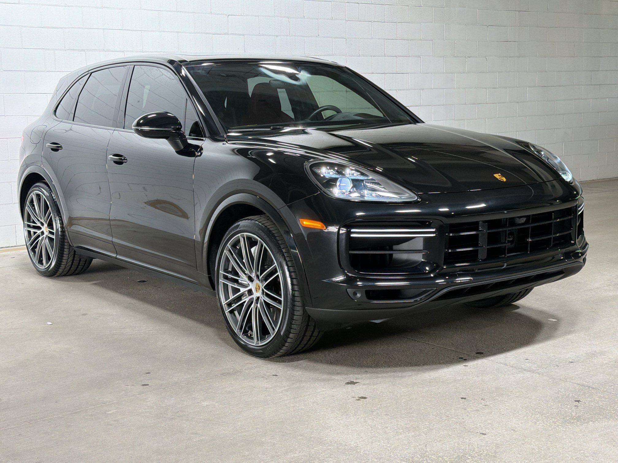 Certified Used 2023 Chromite Black Metallic Porsche Turbo image 6