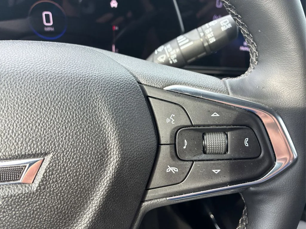 Used 2024 Green Chevrolet ACTIV image 30