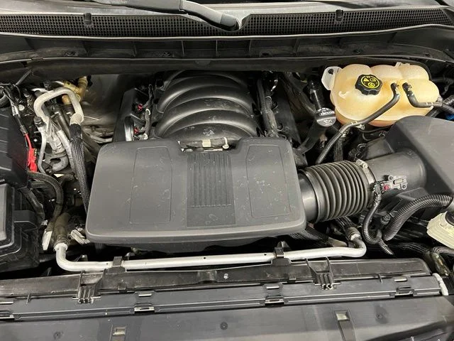 Used 2022 Blue Chevrolet Z71 image 27