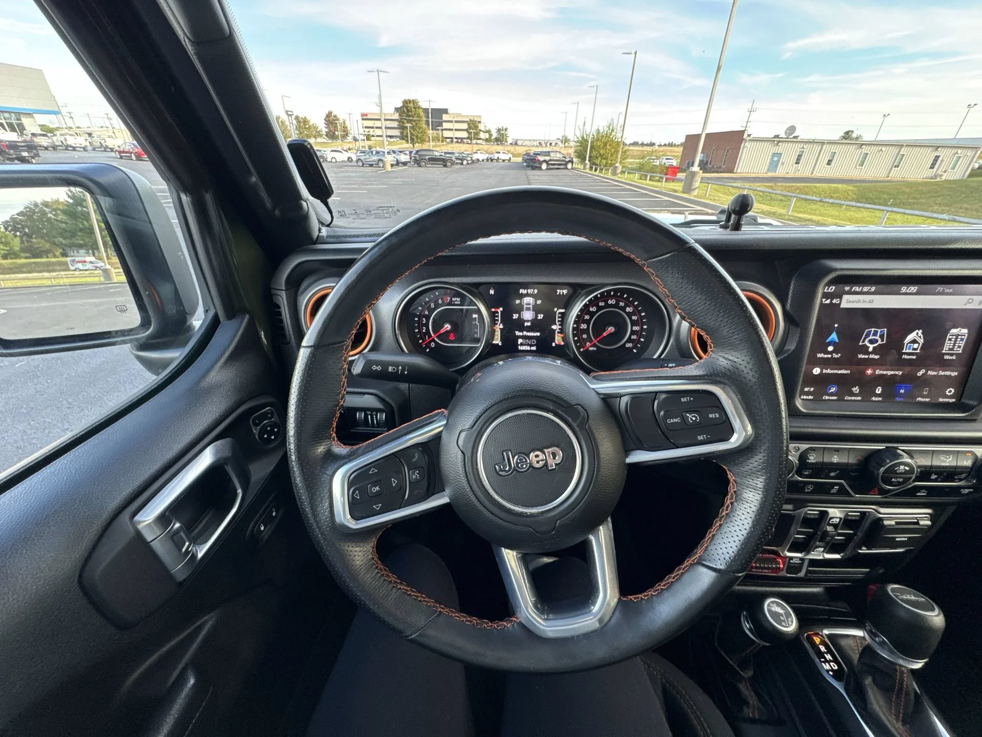 2021 Jeep Gladiator Mojave - Photo 14