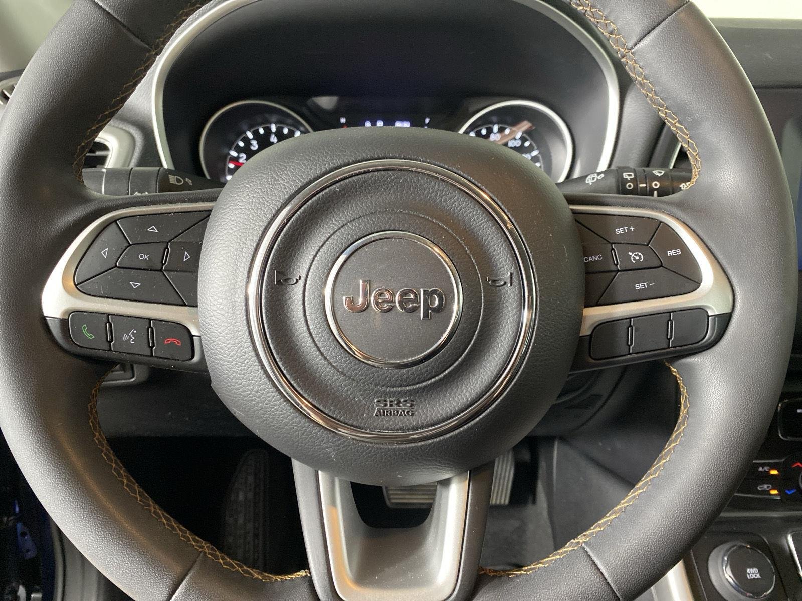 Used 2021 Bl Jeep Latitude image 12