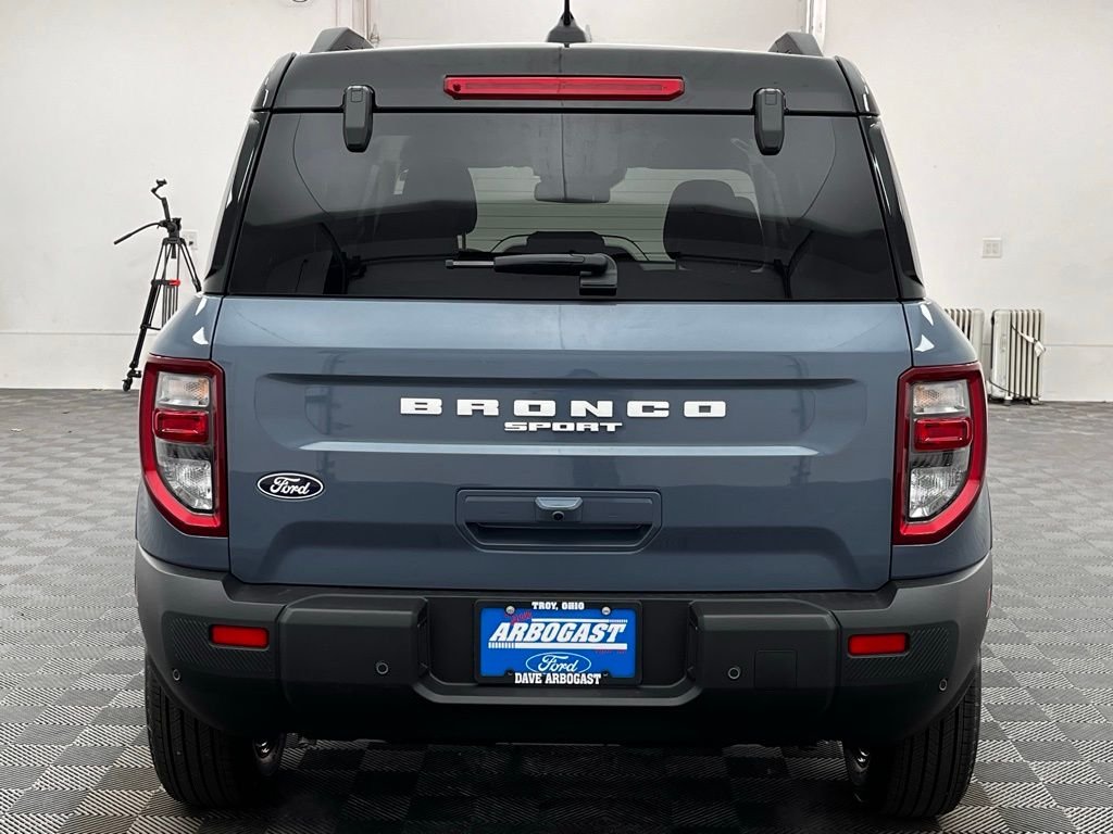 New 2026 Gray Ford Outer Banks image 9
