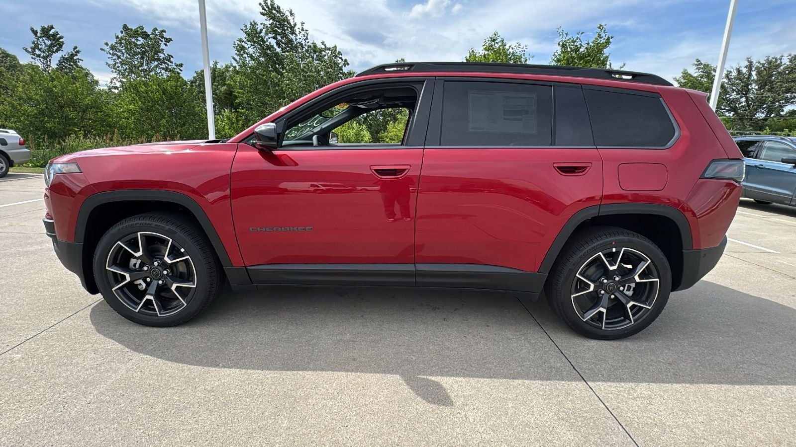 New 2026 Red Hot Pearl-Coat Exterior Paint Jeep Overland image 7
