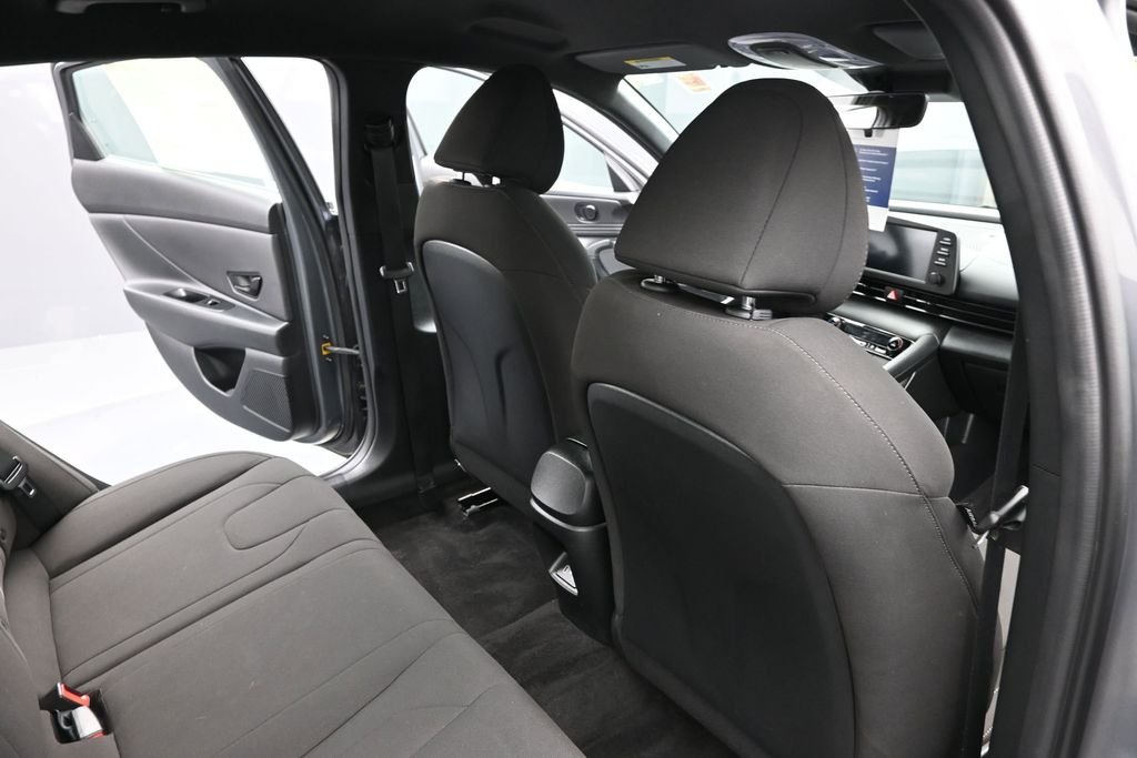Certified Used 2025 Gray Hyundai SEL Sport image 12