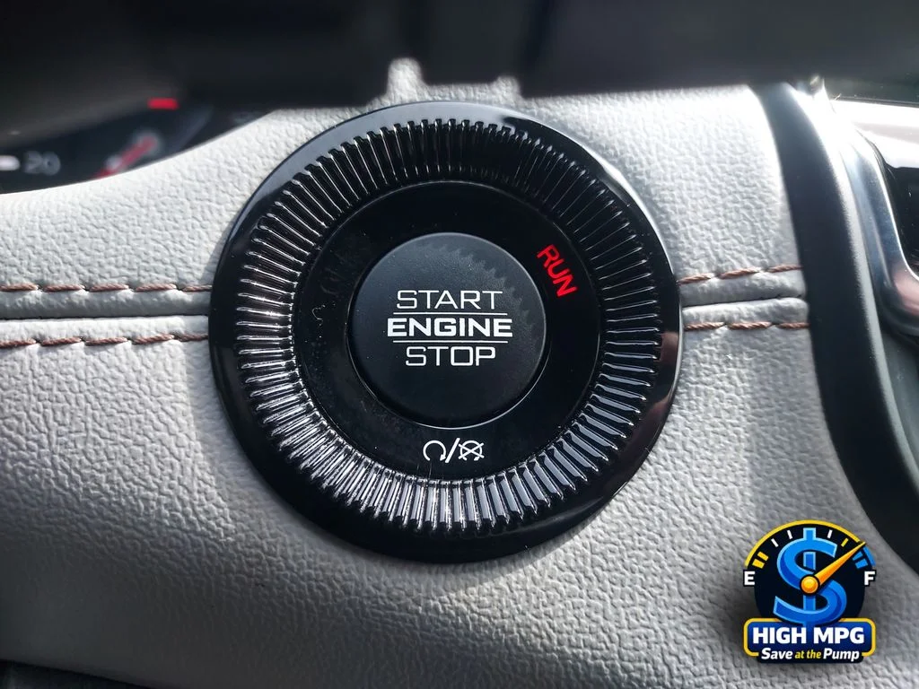 Used 2025 Blue Jeep Limited image 15
