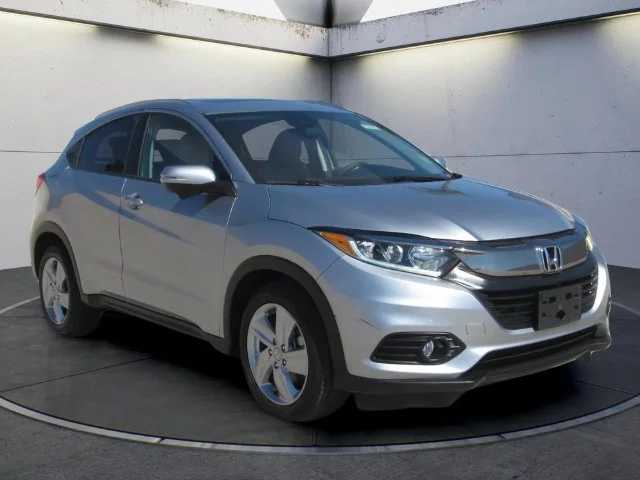 Used 2019 Lunar Silver Metallic Honda EX image 2