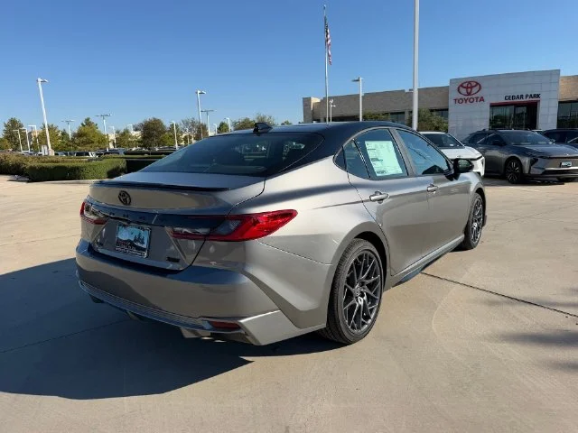 New 2026 Heavy Metal with Midnight Black Metallic roof Toyota XSE image 4