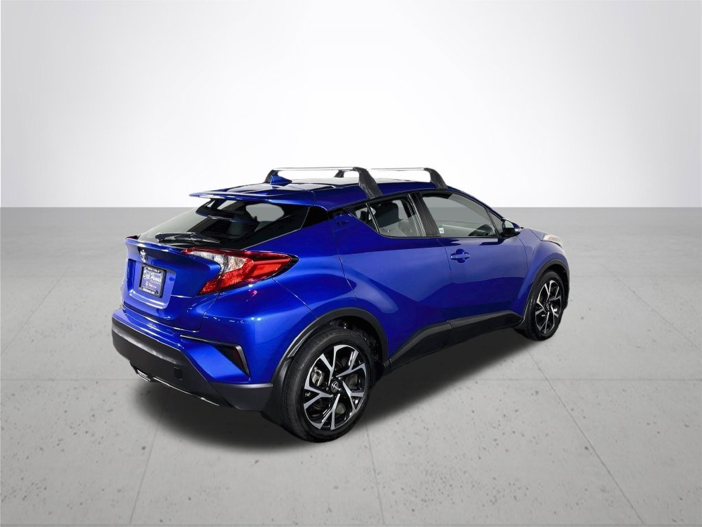 Used 2018 Blue Toyota XLE image 6