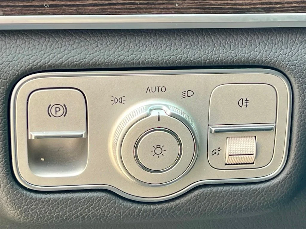 Certified Used 2024  Mercedes-Benz GLE 350 image 47