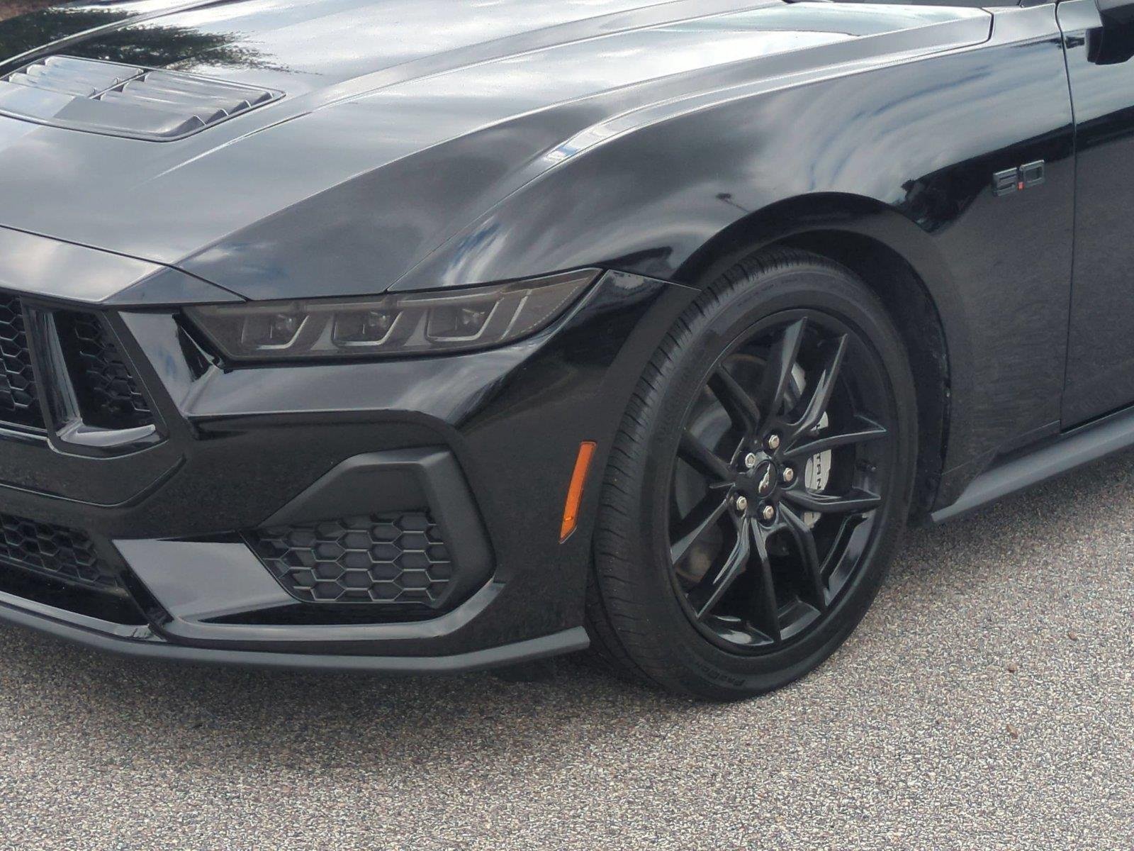 Used 2025 Shadow Black Ford GT Premium image 9