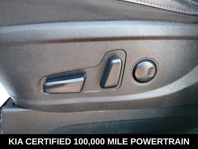 Used 2024 Black Kia S image 21
