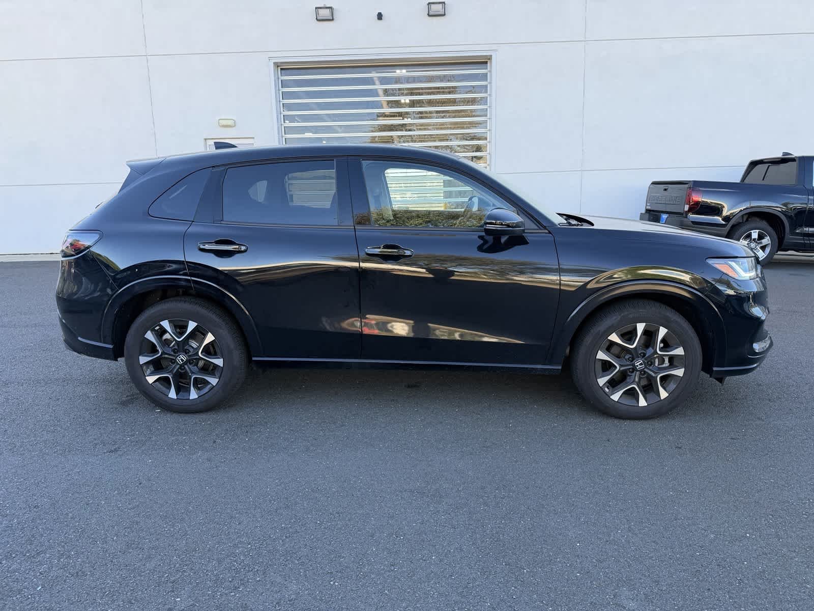 Used 2026 Black Honda EX-L image 6