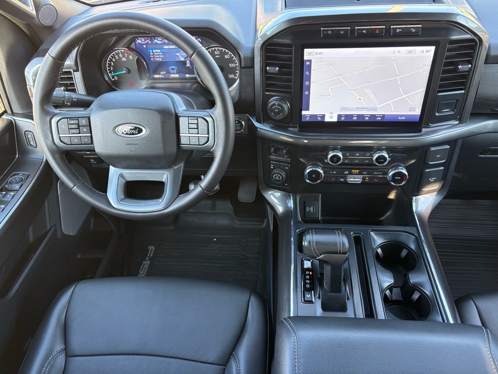 Used 2023 Iconic Silver Ford XLT image 12
