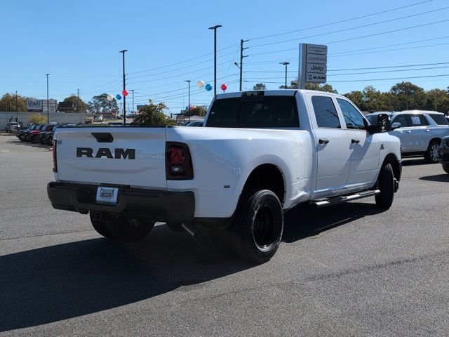 New 2026 Bright White Clear-Coat Exterior Paint RAM Tradesman image 4