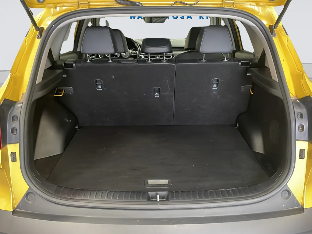 Used 2021 Yellow Kia SX image 35
