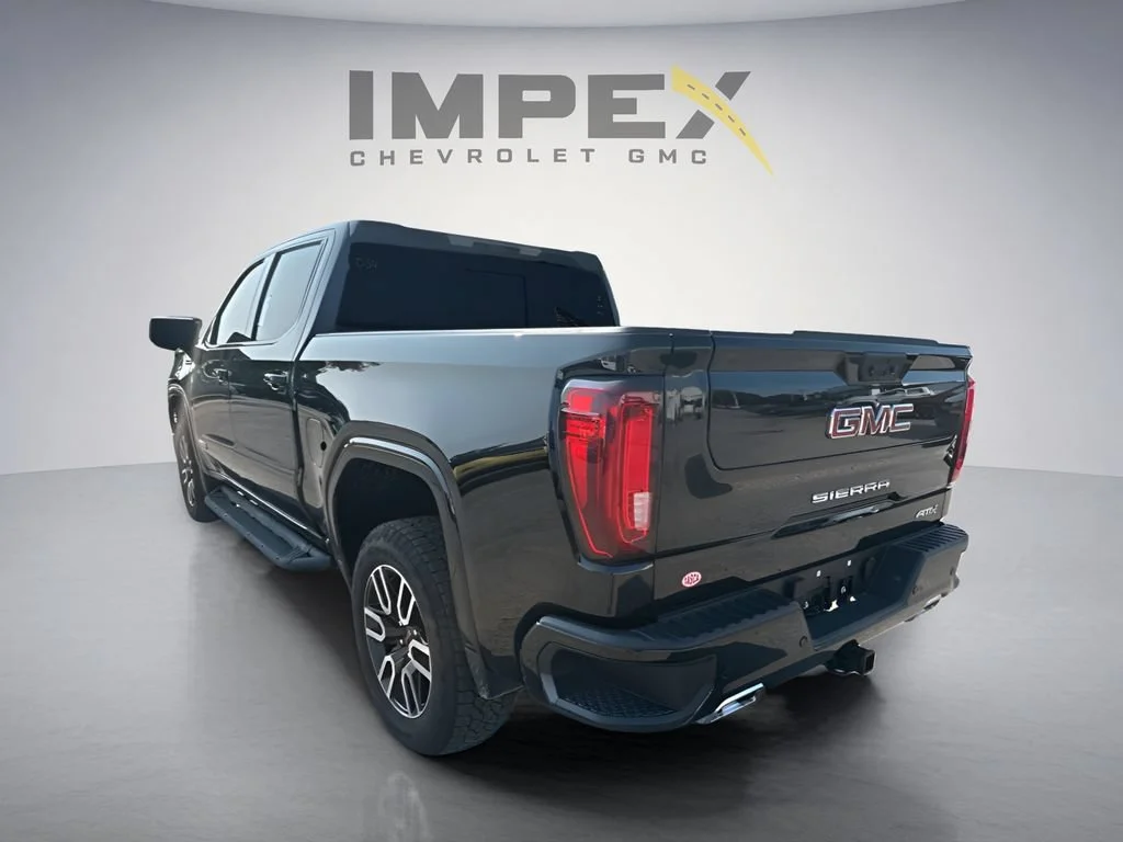 Used 2025 Onyx Black GMC AT4 image 3