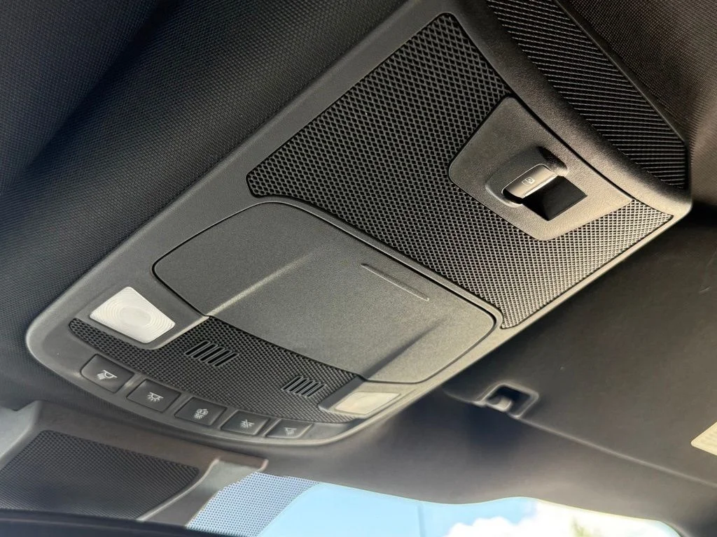 Used 2019 Black Ford XLT image 19