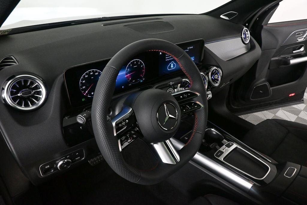 New 2026 Night Black Mercedes-Benz GLA 250 image 7