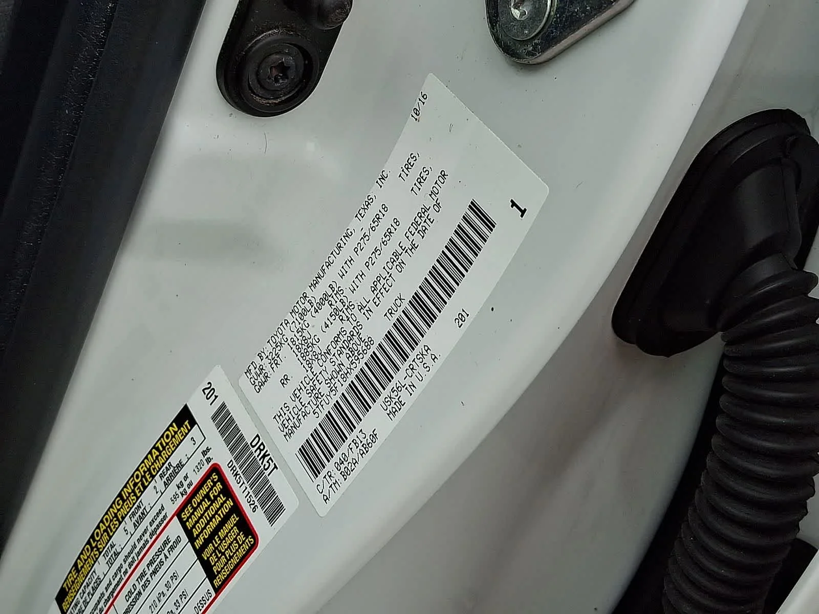Used 2017 Super White Toyota SR5 image 31