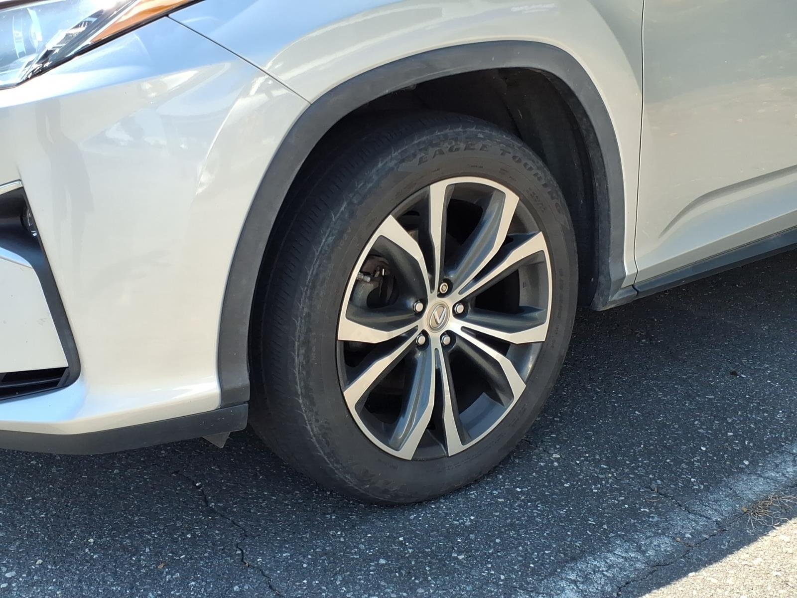 Used 2017 Silver Lining Metallic Lexus RX 350 image 3