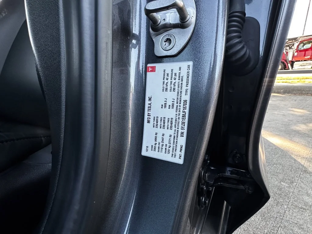 Used 2018 Silver Tesla Long Range image 24