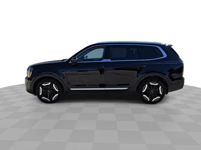 Used 2023 Ebony Black Kia EX image 5