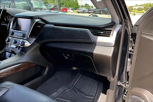 Used 2019 Black Chevrolet LT image 21