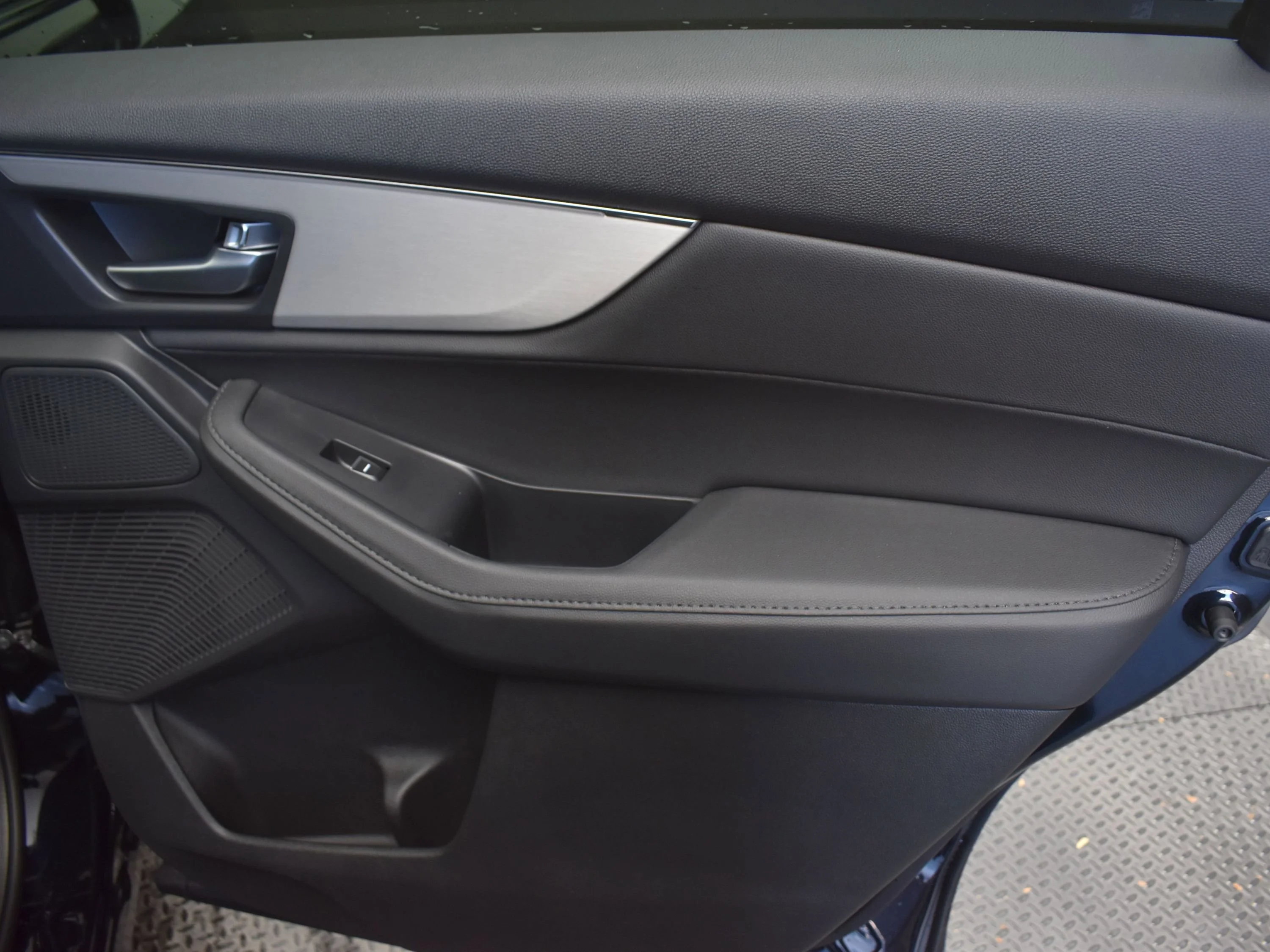 New 2026 Black Acura BASE image 28