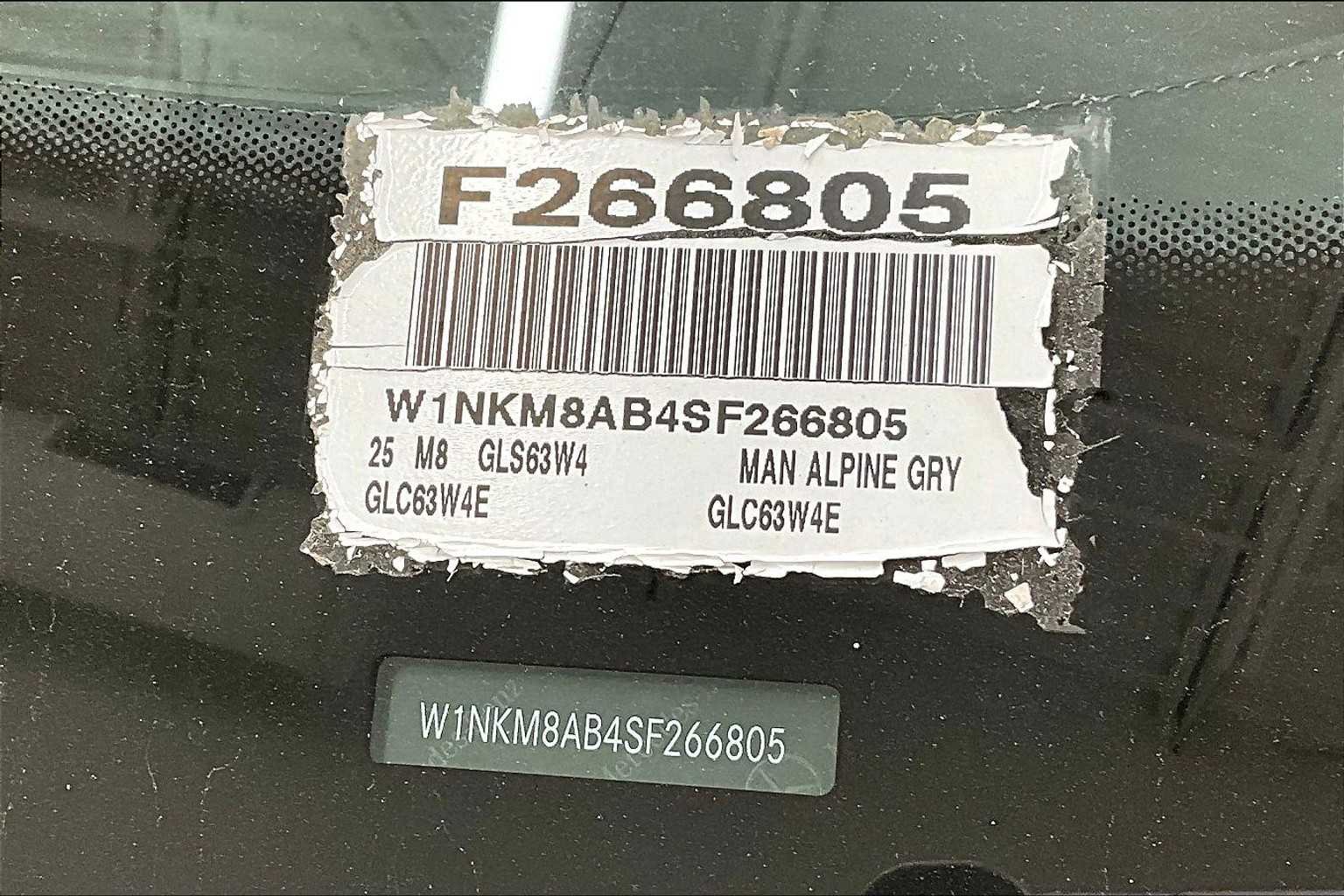 New 2025 MANUFAKTUR Alpine Grey Mercedes-Benz AMG® GLC 63 S E Performance image 22