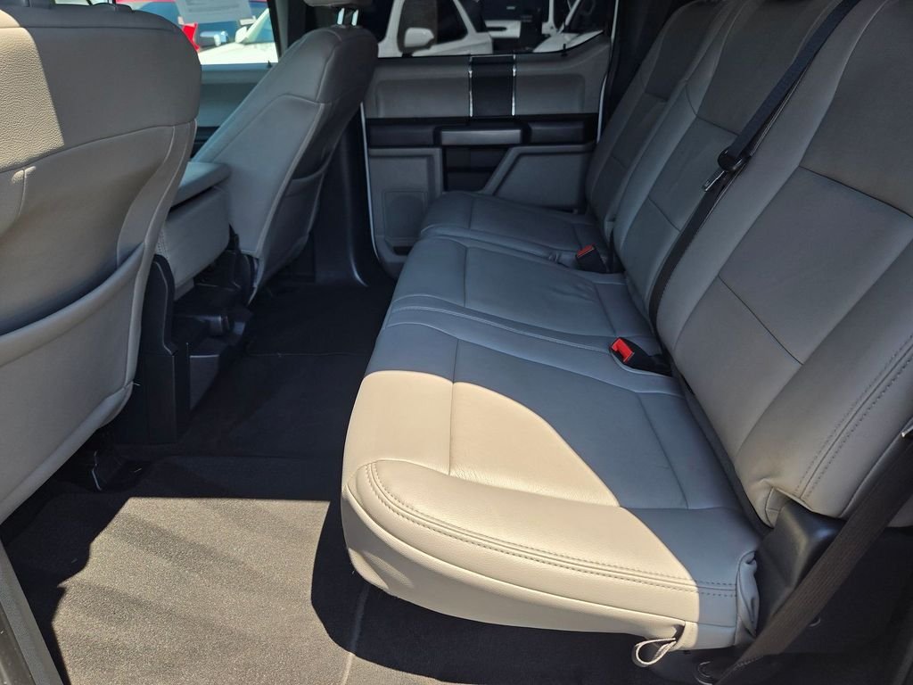Used 2022 White Ford XLT image 9