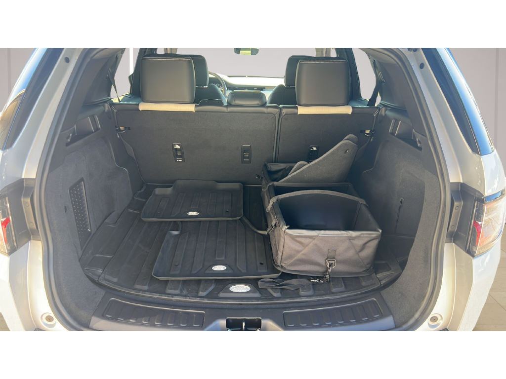 Certified Used 2025 Silver Land Rover SE image 17