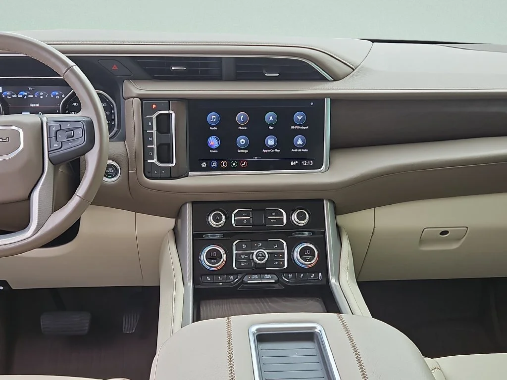 Used 2021 WHITE FROST TRICOAT GMC Denali image 15