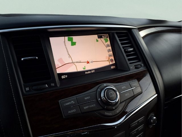 Used 2018 Blue Nissan Platinum image 12
