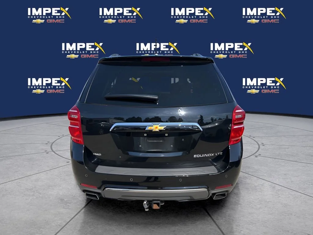 Used 2016 MOSAIC BLACK METALLIC Chevrolet LTZ image 3