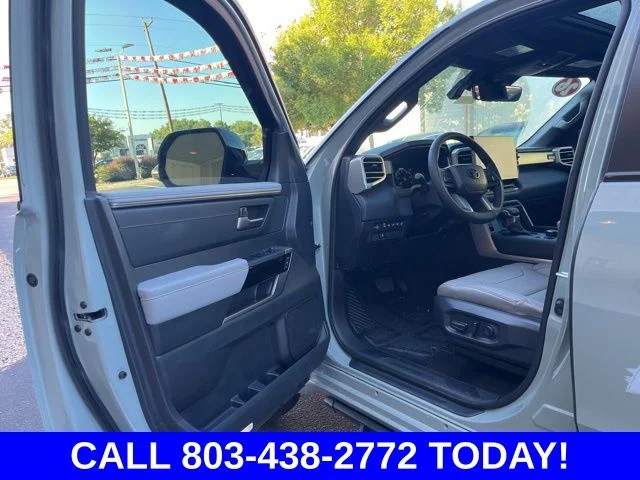 Used 2026  Toyota Limited image 4