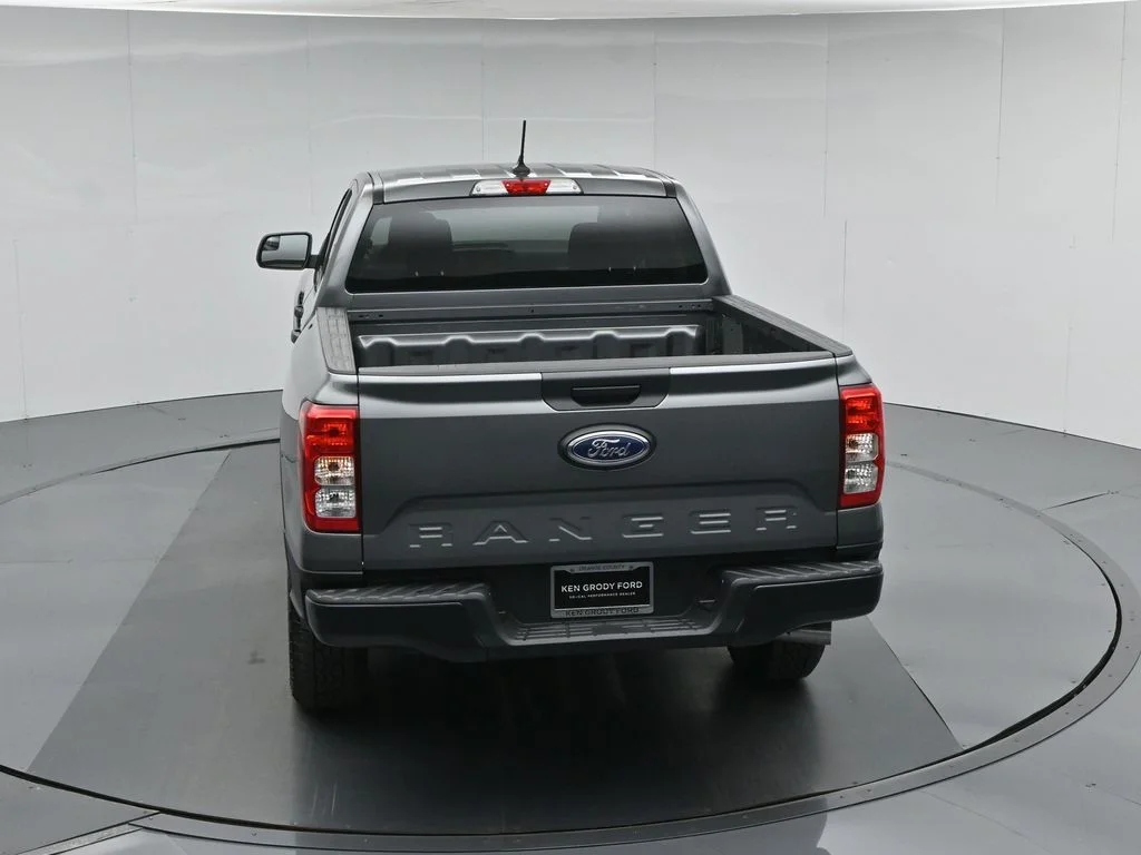 New 2026 Gray Ford XL image 34