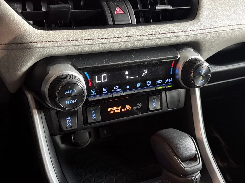 Used 2021 Silver Sky Metallic Toyota XLE image 25