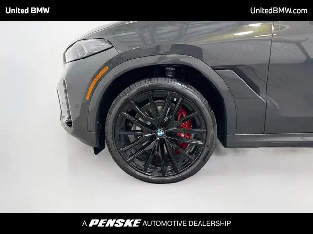 New 2027 Dravit Grey Metallic BMW X6 M60i image 9