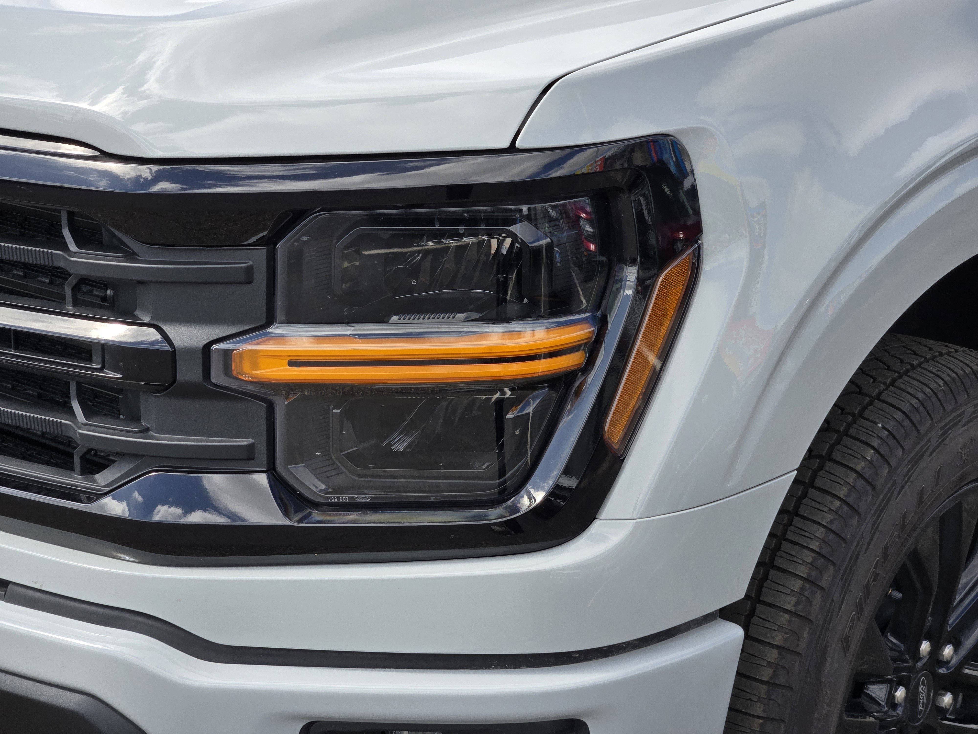 New 2026 Avalanche Ford XLT image 5