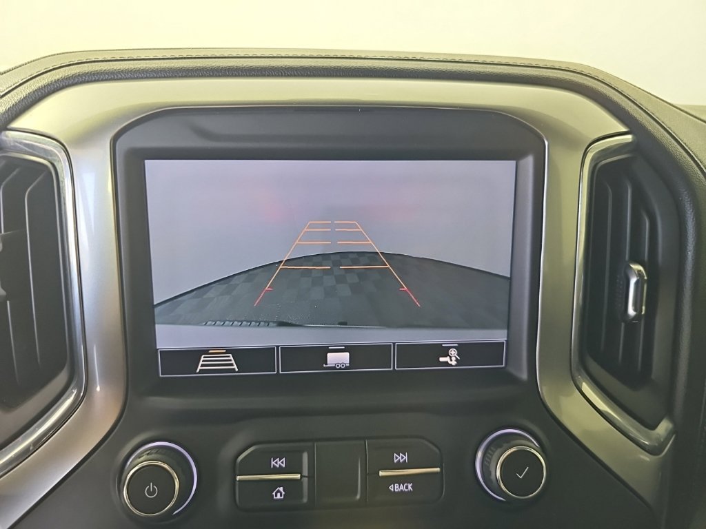Used 2020 Silver Chevrolet LT image 19
