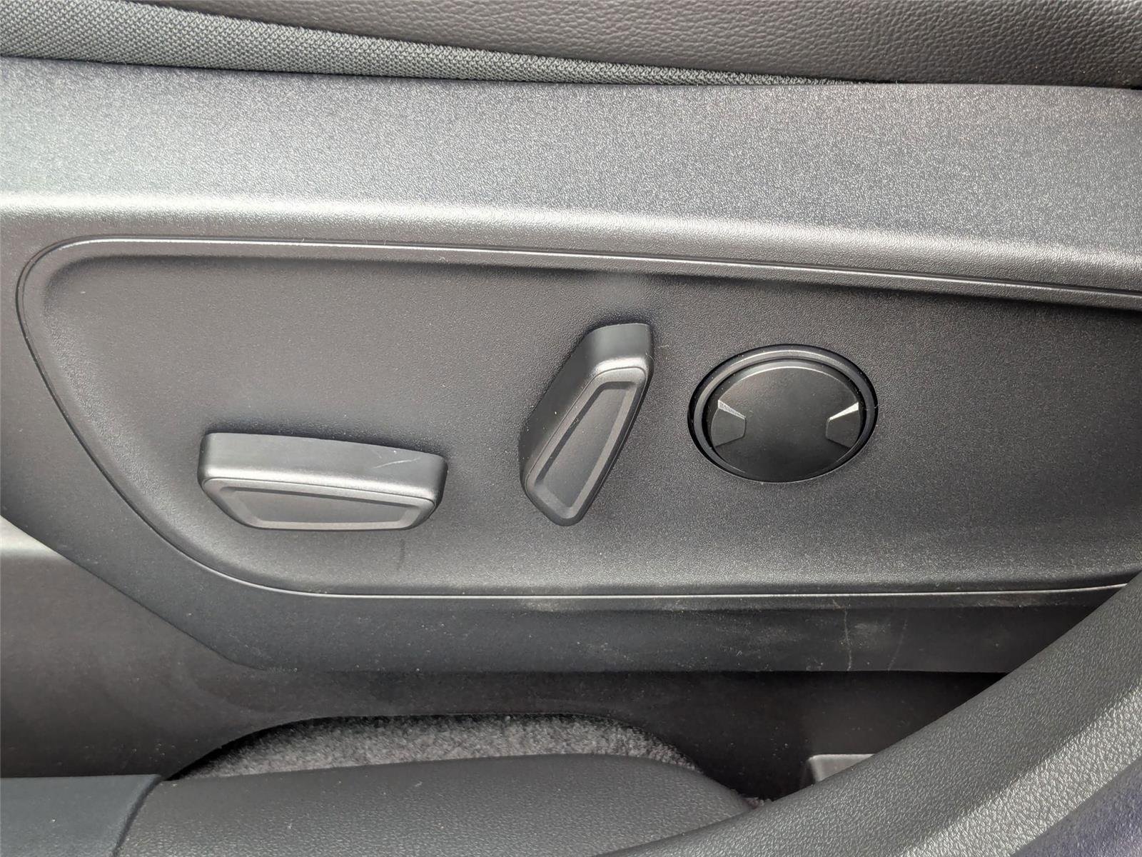 2025 Ford Escape Plug-in hybrid PHEV - Photo 16