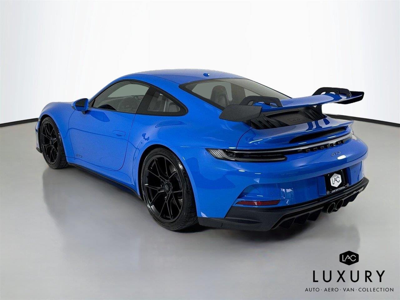 Used 2023 Shark Blue Porsche GT3 | Front Lift | BOSE Sound | 6 Speed Manual image 7