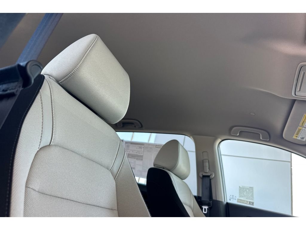 New 2026 Platinum White Pearl Honda LX image 19