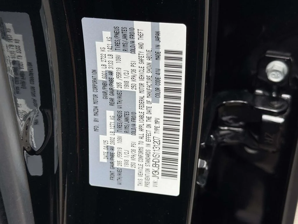 Used 2025 Black Mazda 3.3 Turbo Preferred image 30